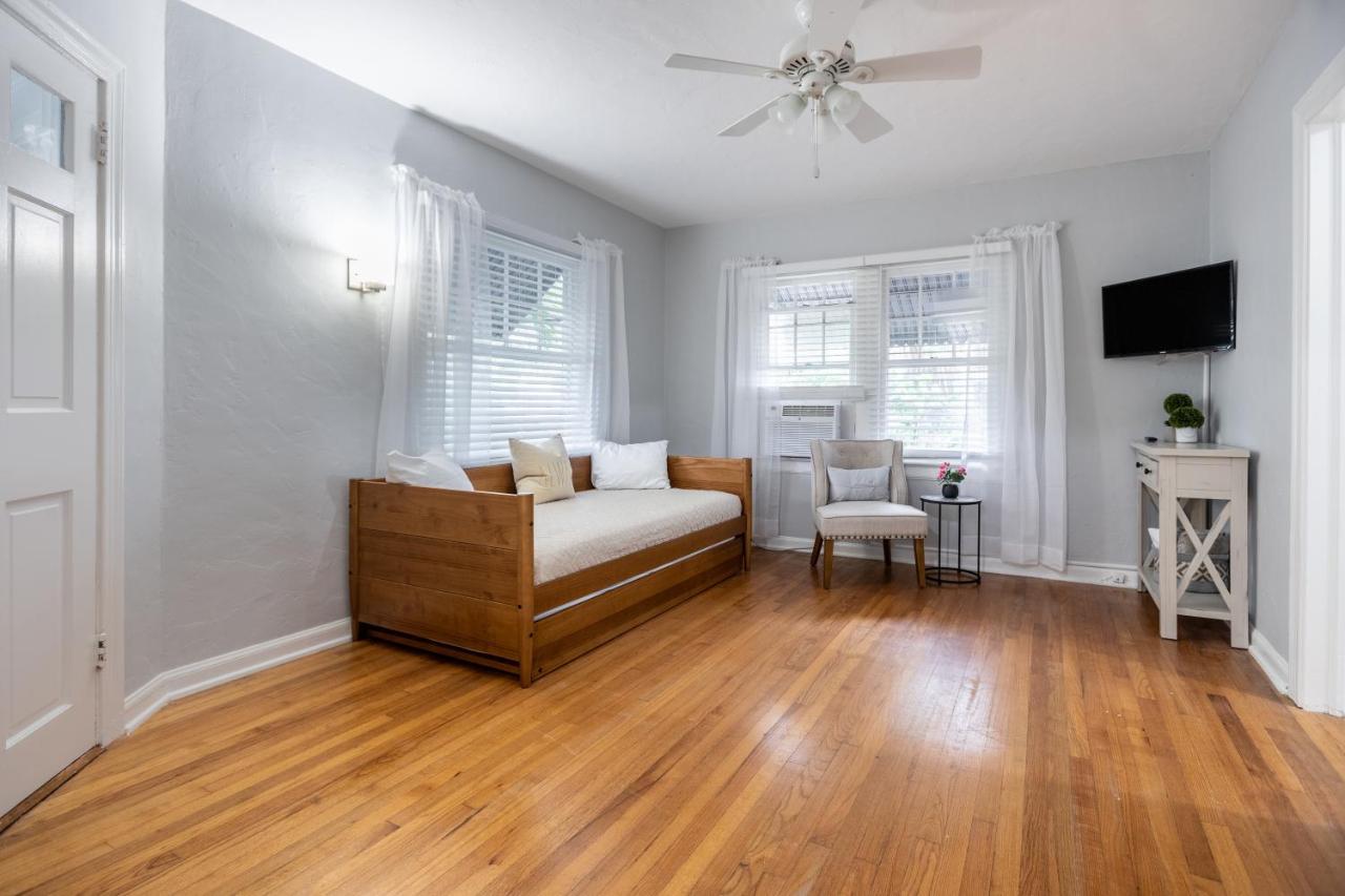 Cozy Apartments In The Triplex House, Historic District Of オーランド エクステリア 写真