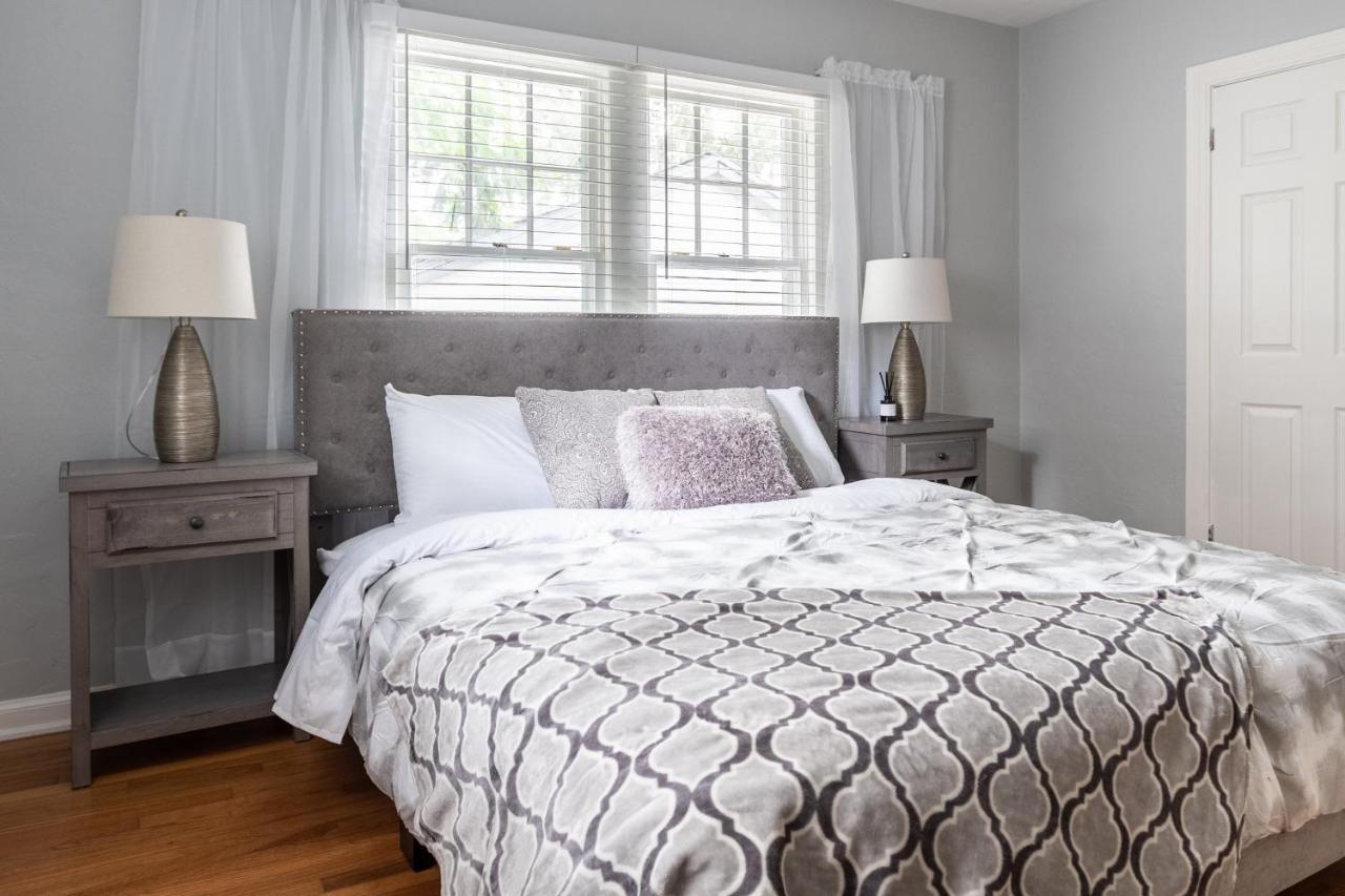 Cozy Apartments In The Triplex House, Historic District Of オーランド エクステリア 写真