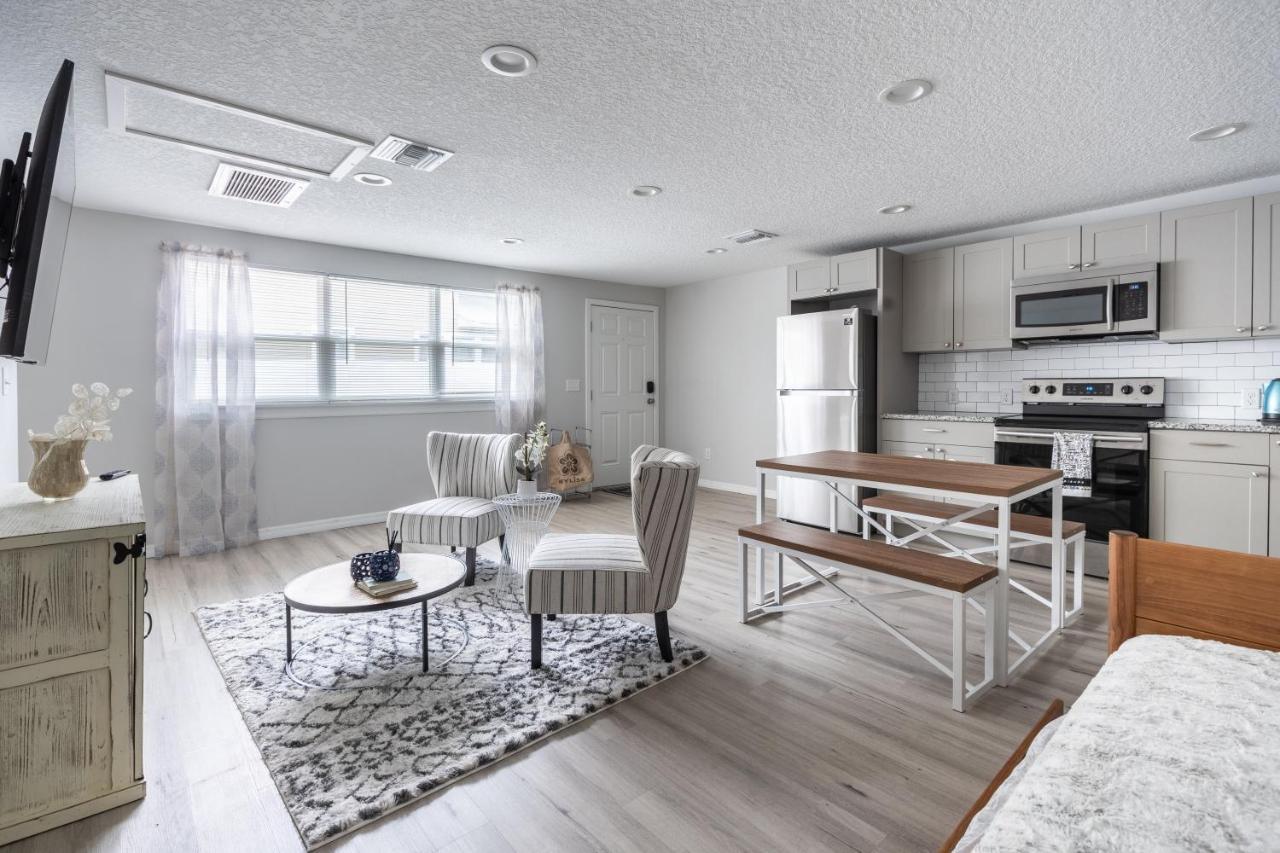 Cozy Apartments In The Triplex House, Historic District Of オーランド エクステリア 写真